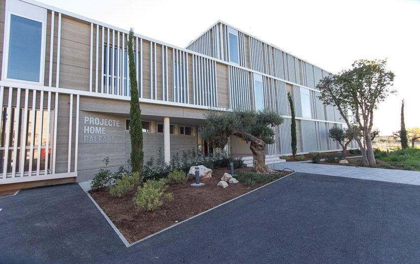 Premio “Sostenibilidad y eficiencia energética al edificio de la sede de Projecte Home – 2015”
